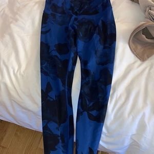 Lulu lemon leggings size 6